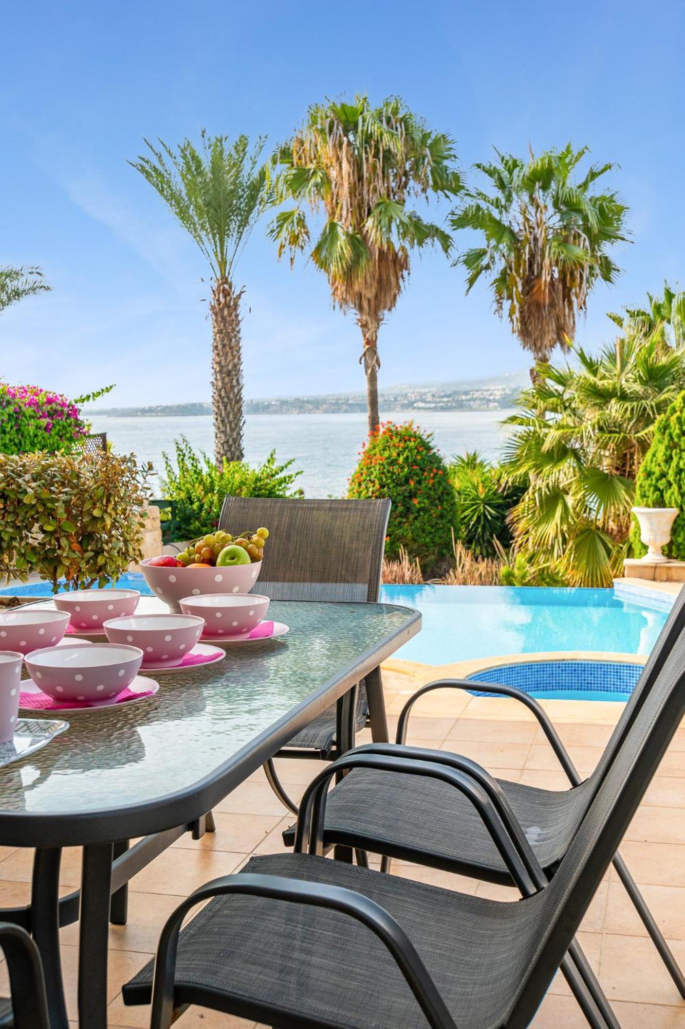 Beach Front Villa Mer Blu By Ezoria Villas 珊瑚湾 外观 照片